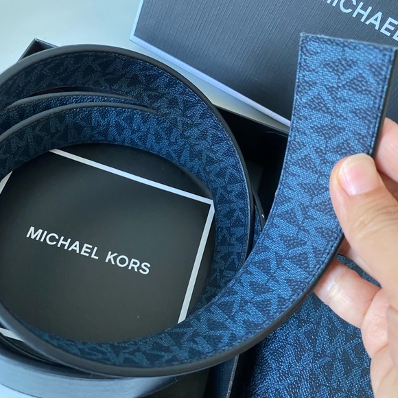 Michael Kors Men Box Set Wallet + Belt - Picture 4 of 8